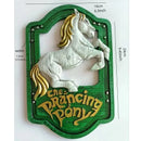 Placa Decorativa “Pônei Saltitante” – Estilo Senhor dos Anéis