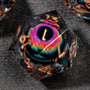 Dados de RPG transparentes com núcleo líquido