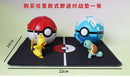 Pokebola com figura Pokémon colecionável