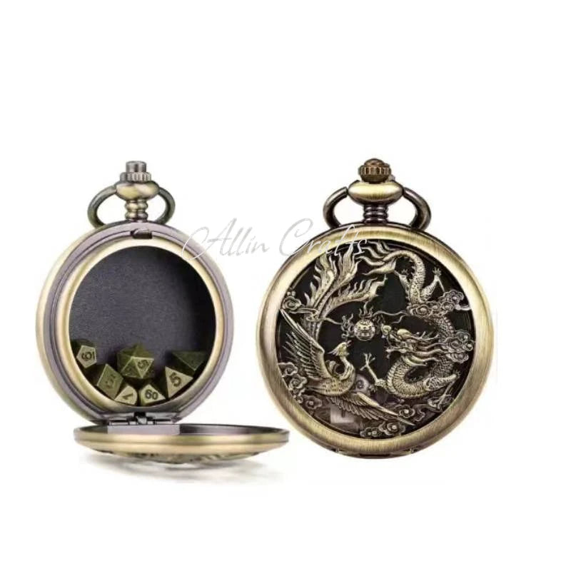 Relógio de Bolso com Mini Dados de Metal