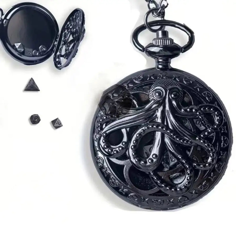 Relógio de Bolso com Mini Dados de Metal