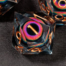 Dados de RPG transparentes com núcleo líquido