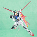 Modelo para Montar – Strike Dog Fighter GAT-X105 (HG 1/144)