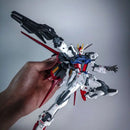 Modelo para Montar – Strike Dog Fighter GAT-X105 (HG 1/144)