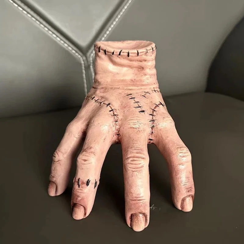 Mãozinha  – Escultura Decorativa da Família Addams