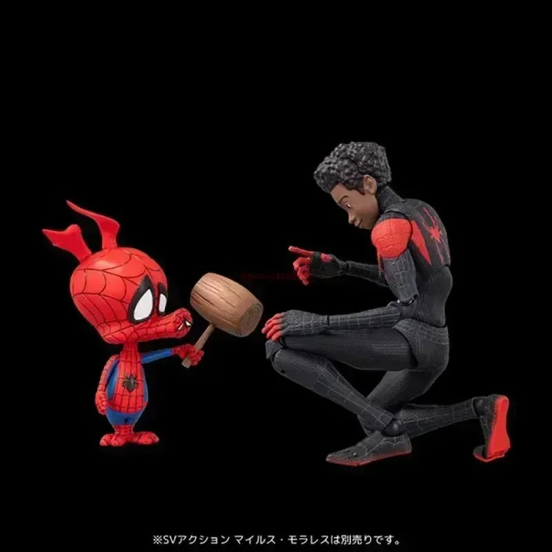 Action Figures - Spider-Gwen, Peter Parker e Miles Morales
