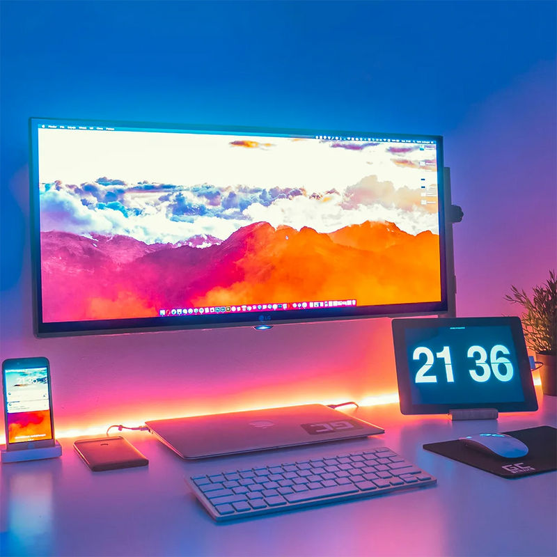 Fita LED RGB 5050 – 5 Metros com Controle e Fonte | À Prova d'Água – IP65 | Bivolt