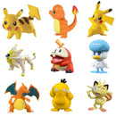 Pokebola com figura Pokémon colecionável